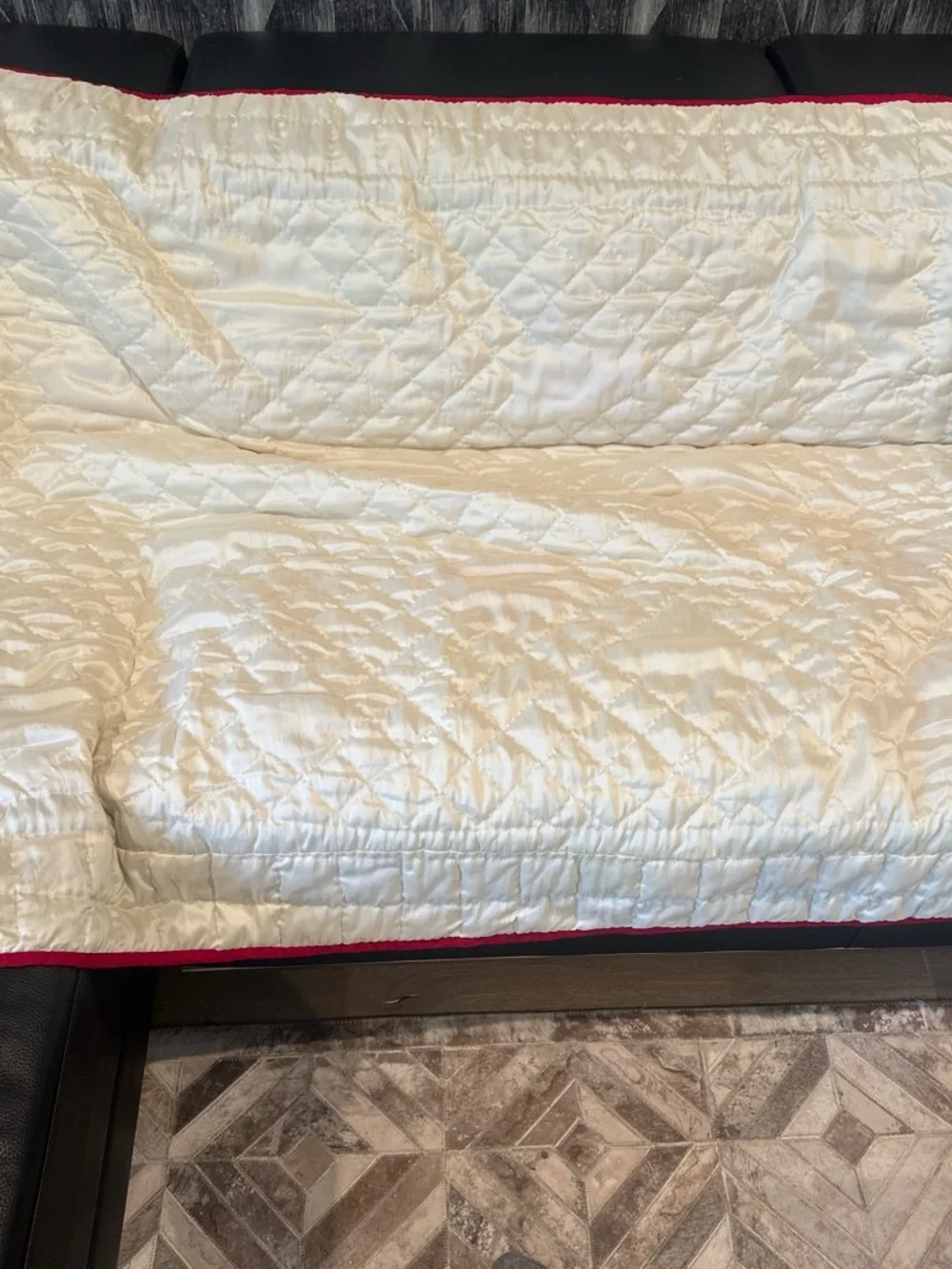 Holiday Quilt with Green Checker Border